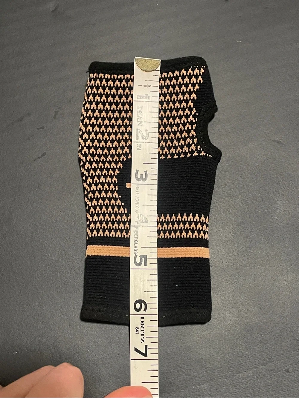 🖤5/$25 wrist compression sleeve